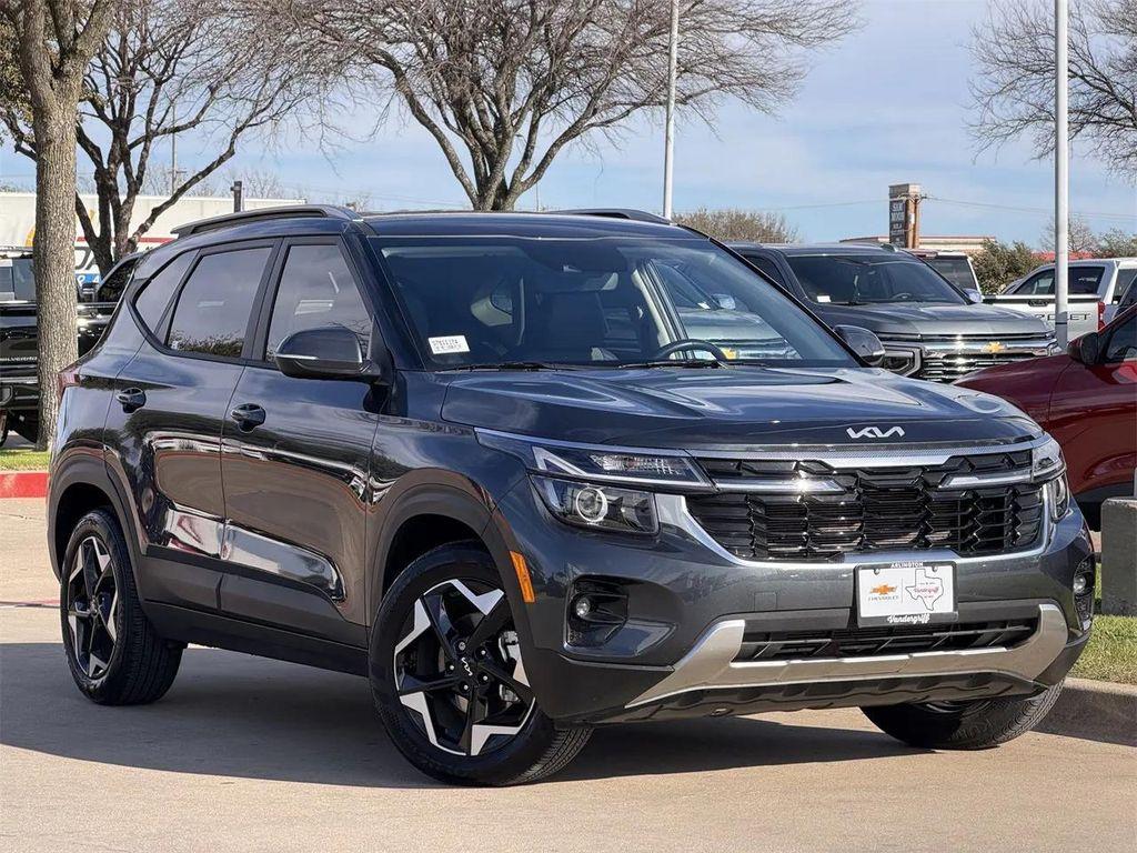 used 2025 Kia Seltos car, priced at $21,141