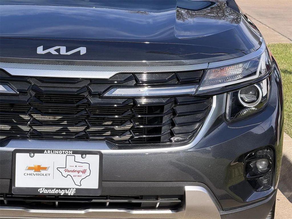 used 2025 Kia Seltos car, priced at $21,141