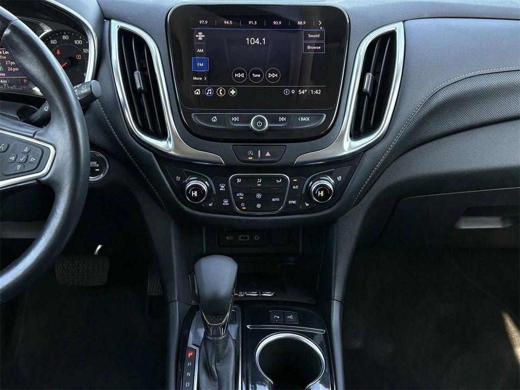 used 2022 Chevrolet Equinox car, priced at $21,968