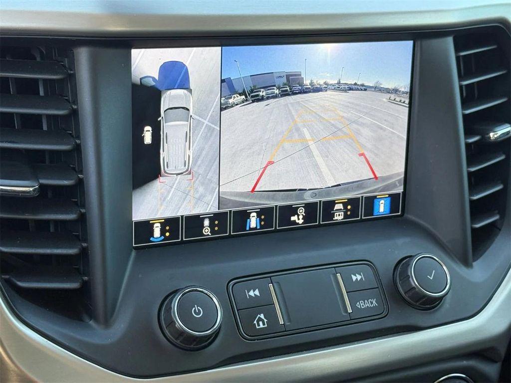 used 2022 GMC Acadia car, priced at $26,236