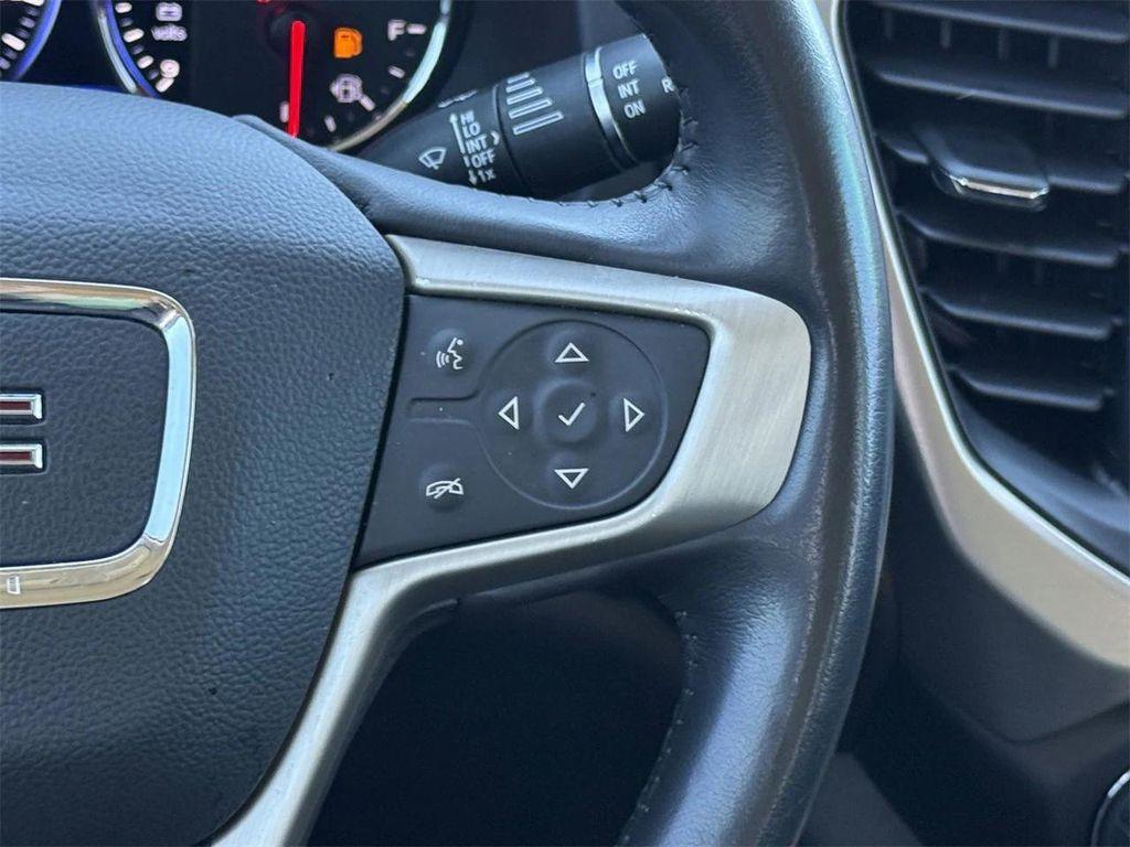 used 2022 GMC Acadia car, priced at $26,236