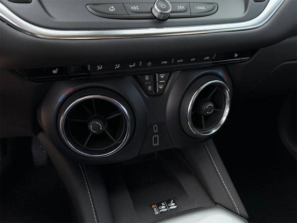 used 2024 Chevrolet Blazer car, priced at $26,789