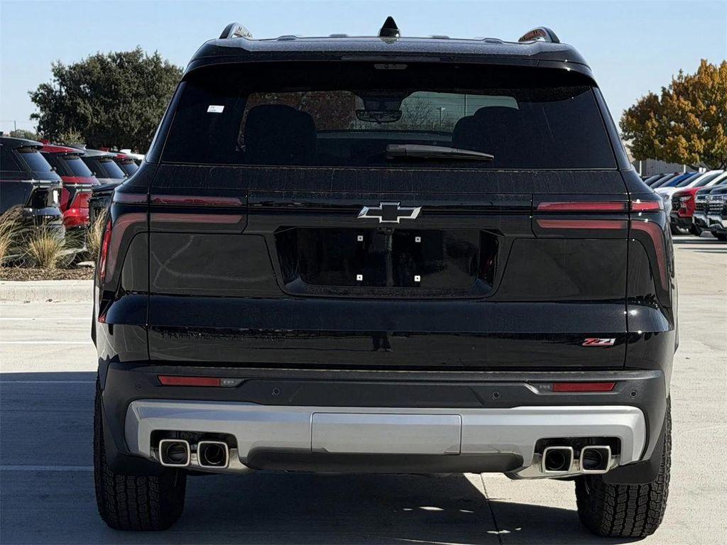 new 2026 Chevrolet Traverse car, priced at $55,950