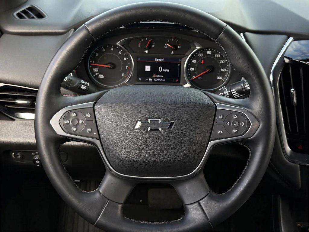 used 2023 Chevrolet Traverse car, priced at $29,767
