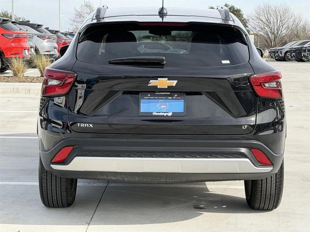 used 2025 Chevrolet Trax car, priced at $19,401