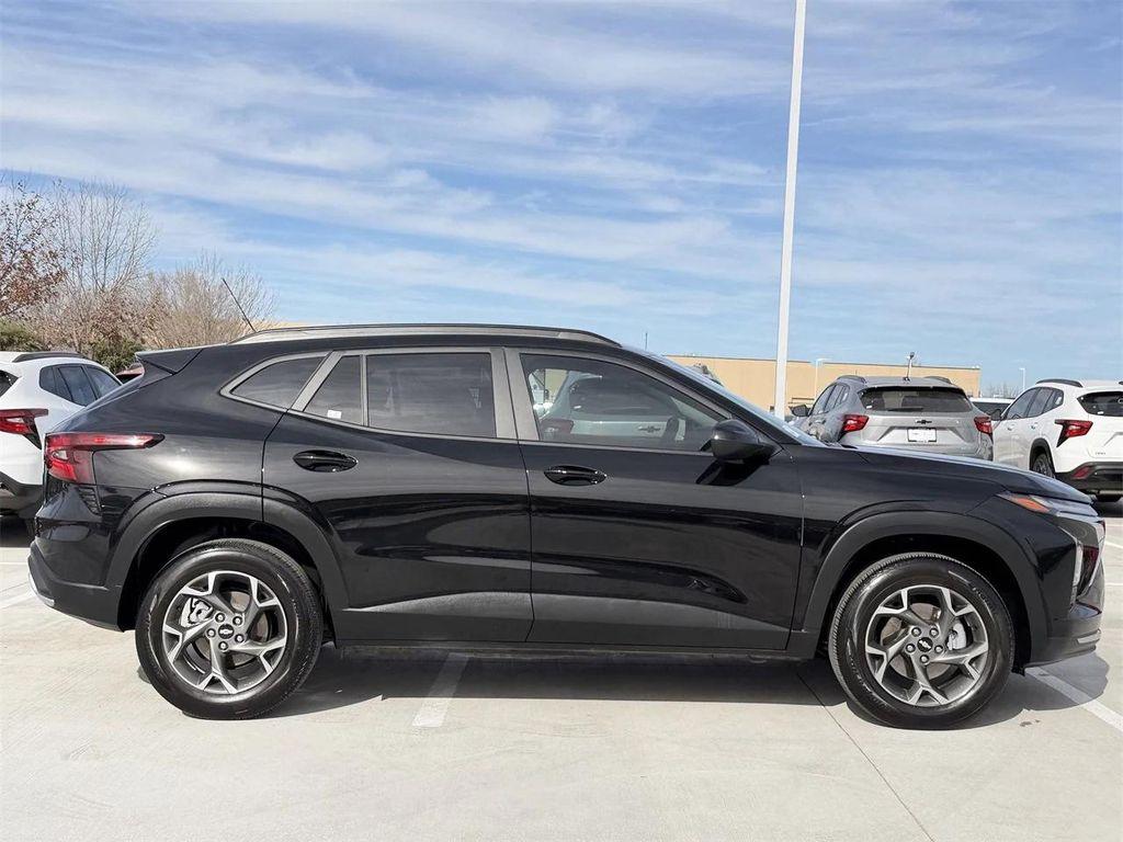 used 2025 Chevrolet Trax car, priced at $19,401