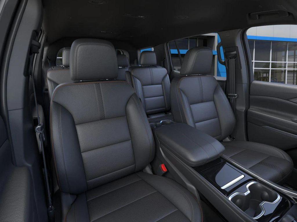 new 2026 Chevrolet Traverse car, priced at $55,690