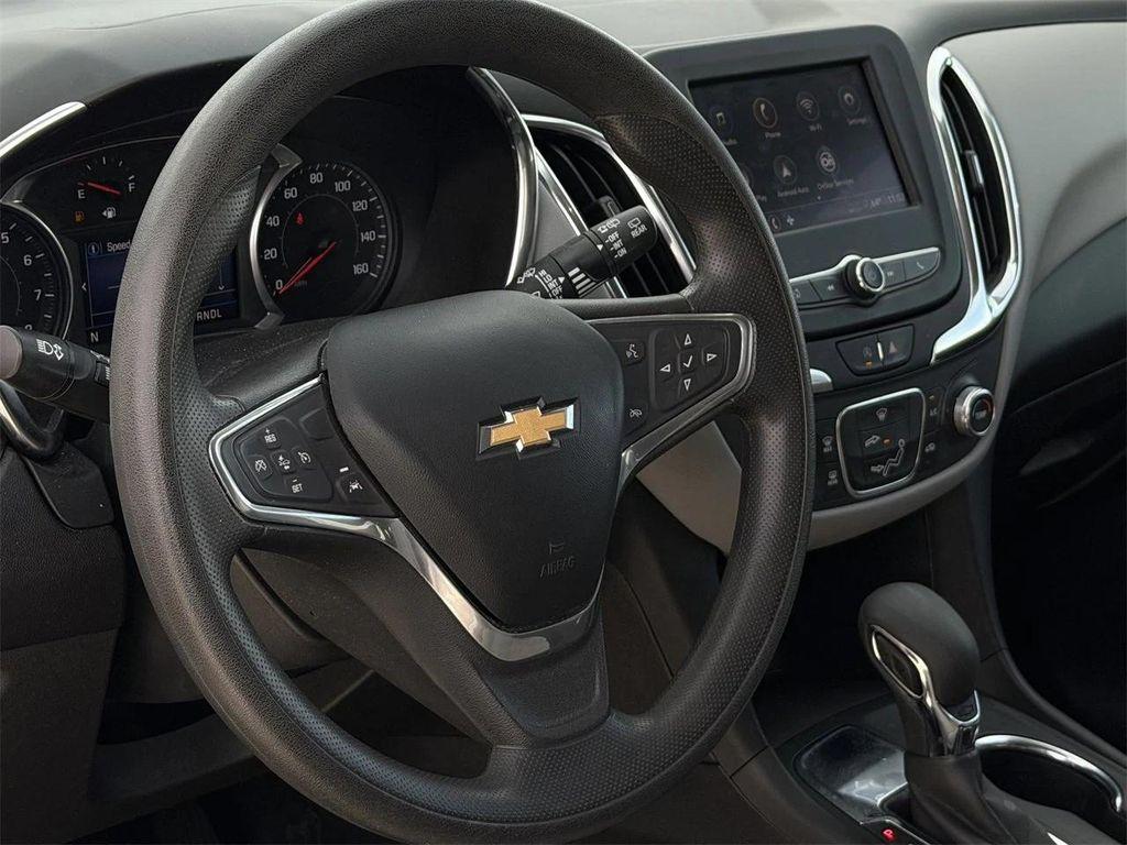 used 2022 Chevrolet Equinox car, priced at $17,798