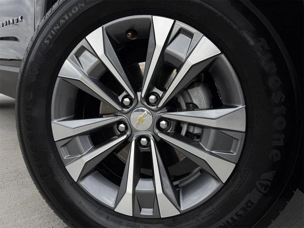 used 2025 Chevrolet Equinox car, priced at $24,790