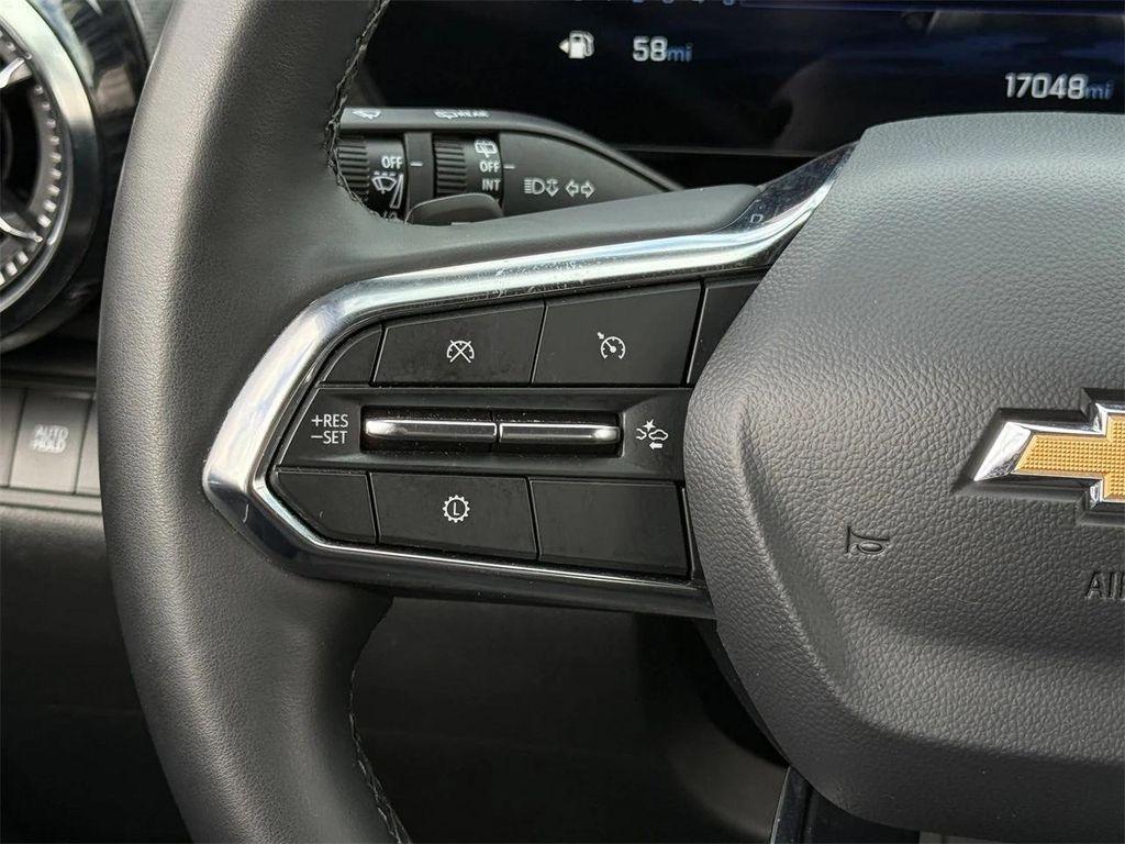 used 2025 Chevrolet Equinox car, priced at $24,790