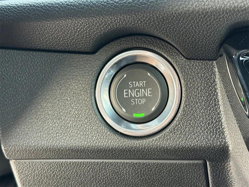 new 2026 Chevrolet Traverse car, priced at $56,385