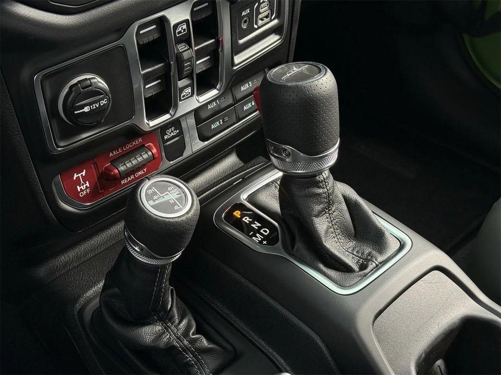 used 2025 Jeep Gladiator car, priced at $49,534