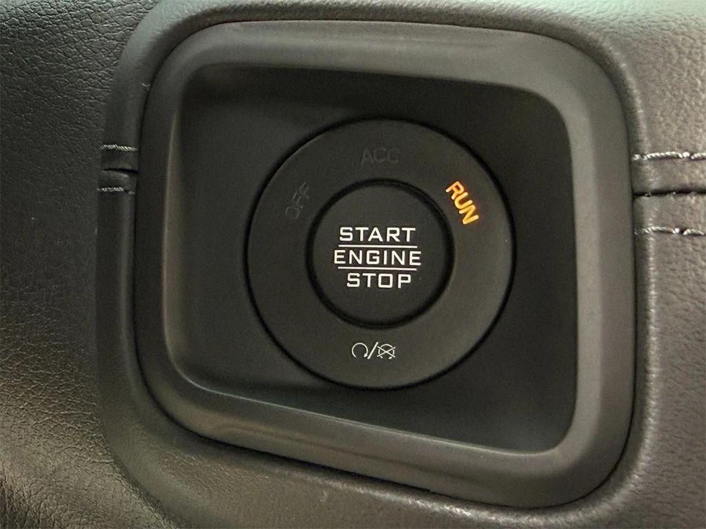 used 2025 Jeep Gladiator car, priced at $49,534