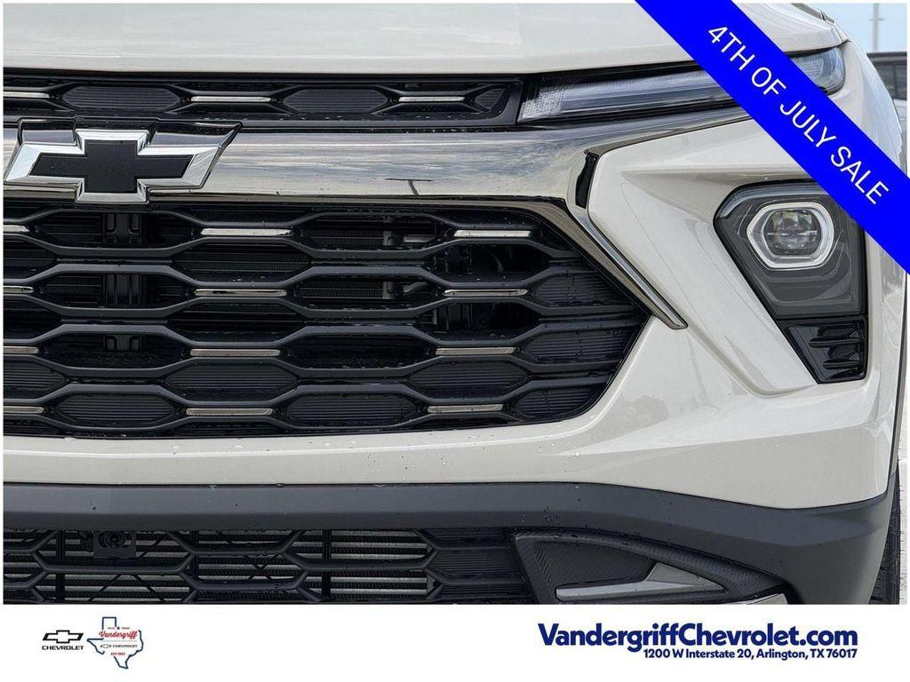 new 2026 Chevrolet TrailBlazer car, priced at $29,975