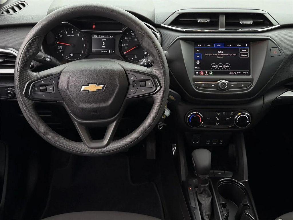 used 2023 Chevrolet TrailBlazer car, priced at $17,992