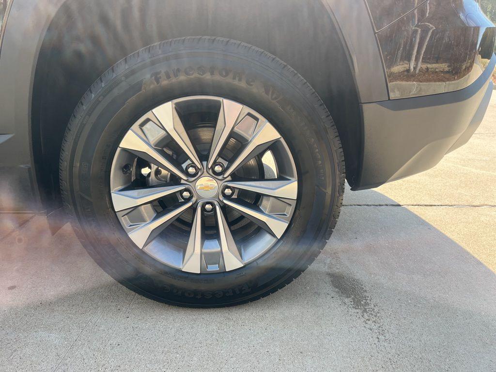 new 2026 Chevrolet Equinox car, priced at $33,435