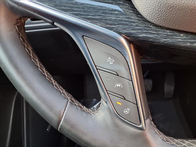 used 2025 Cadillac XT5 car, priced at $40,590