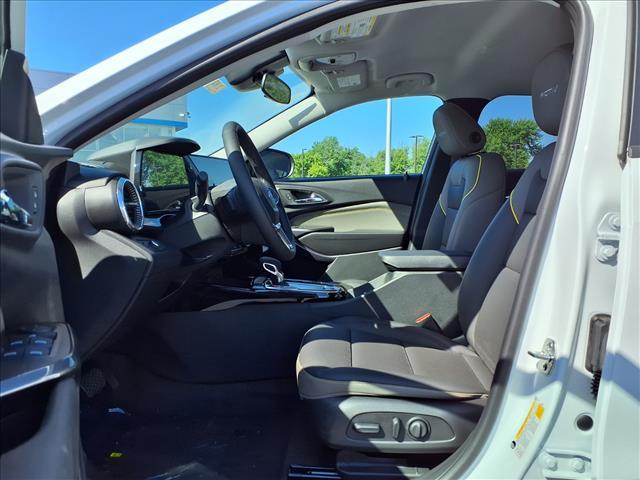 new 2026 Chevrolet Trax car, priced at $25,698