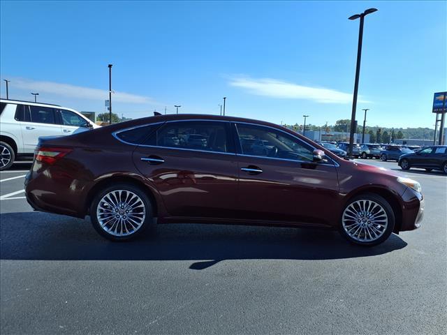 2016 Red Toyota Avalon