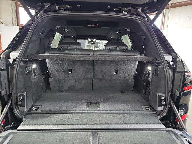 new 2026 BMW X7 car, priced at $102,190