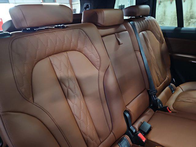 new 2026 BMW X7 car, priced at $106,055