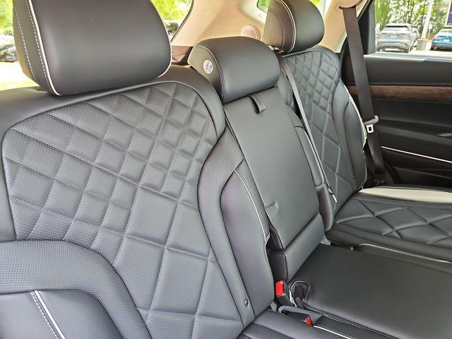 used 2025 Genesis GV80 car, priced at $54,998