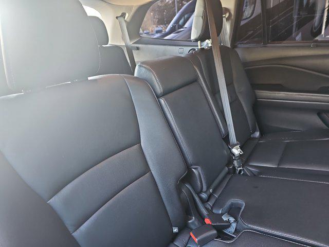 used 2021 Honda Pilot car, priced at $23,751