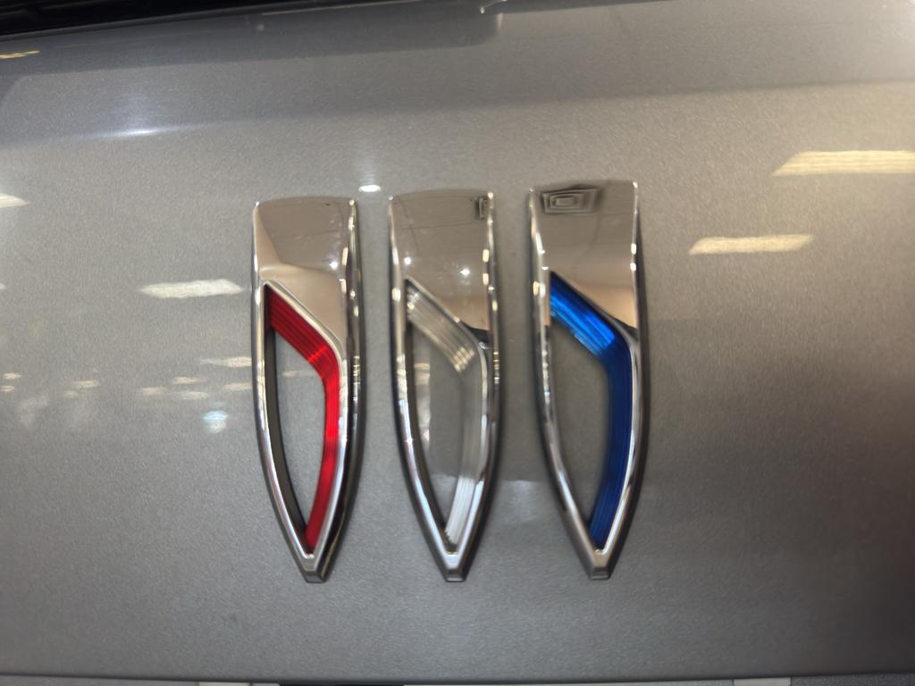 used 2024 Buick Envision car