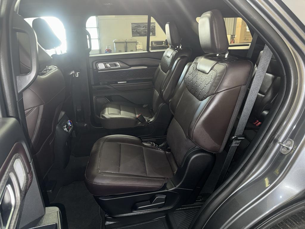 used 2025 Ford Explorer car