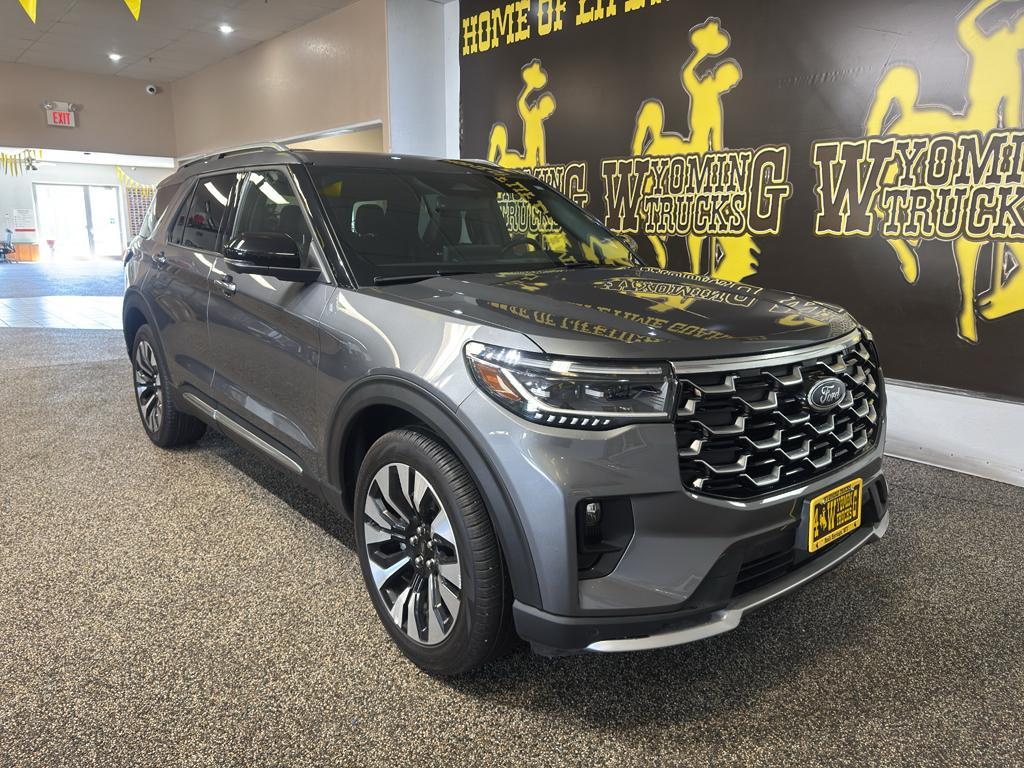 used 2025 Ford Explorer car