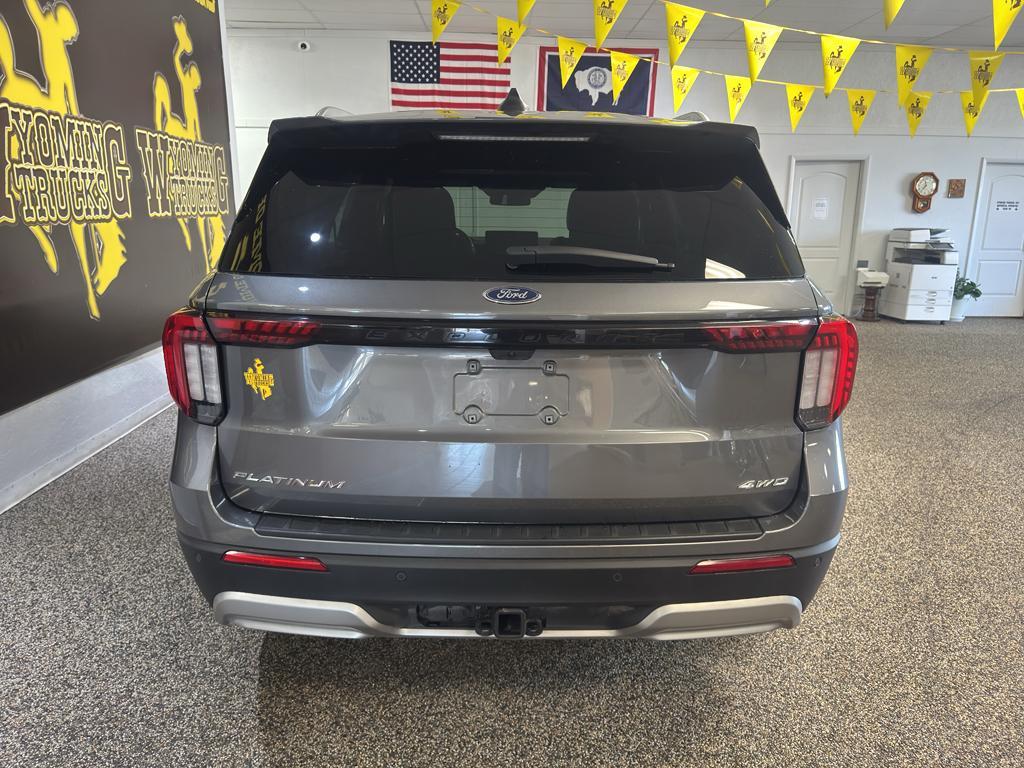 used 2025 Ford Explorer car