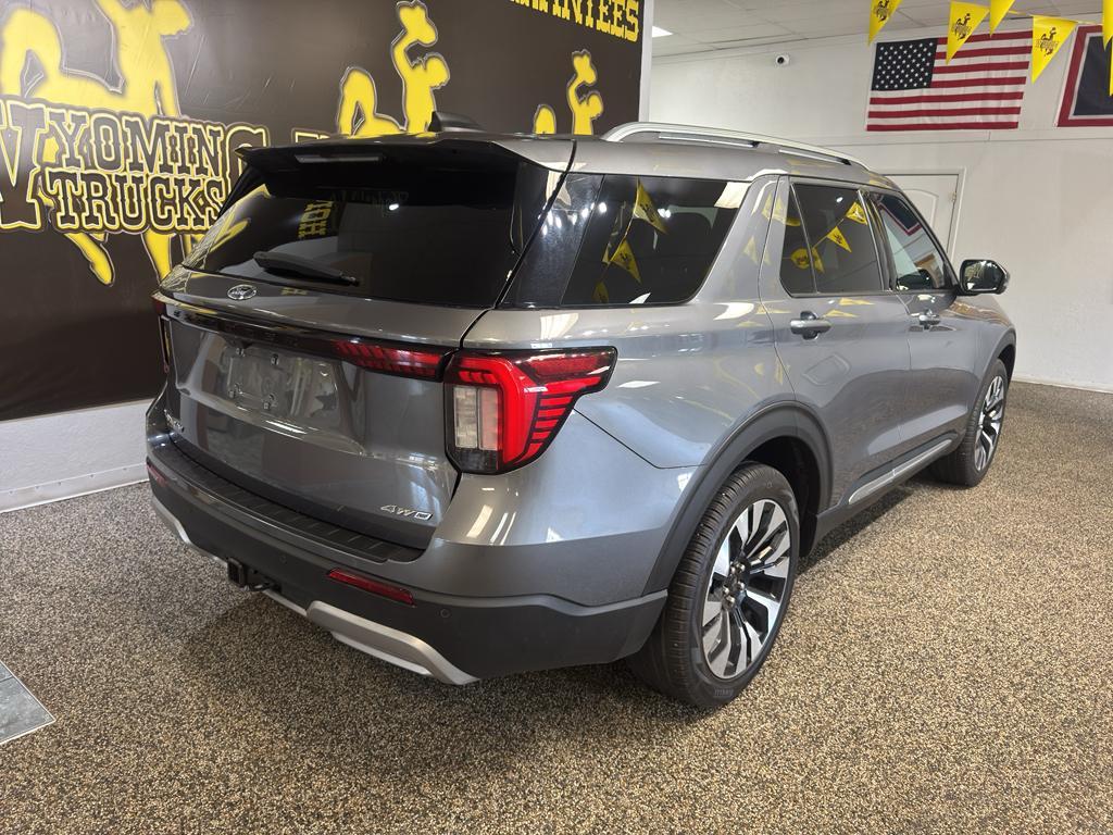 used 2025 Ford Explorer car