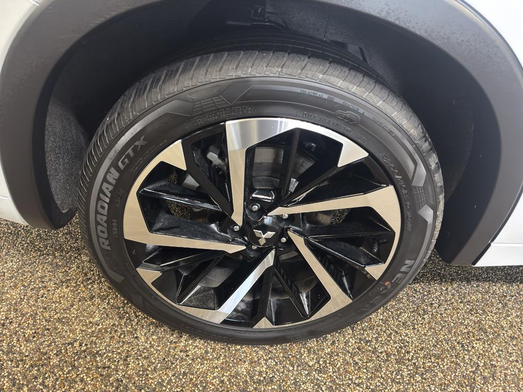 used 2024 Mitsubishi Outlander PHEV car, priced at $35,995