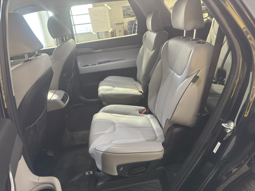 used 2025 Hyundai Palisade car, priced at $38,995