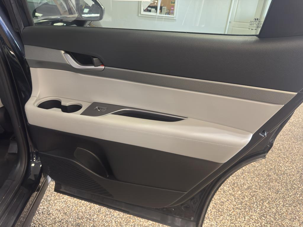 used 2025 Hyundai Palisade car, priced at $38,995
