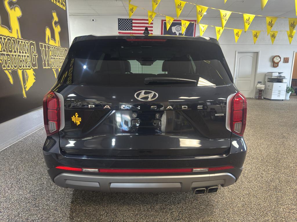 used 2025 Hyundai Palisade car, priced at $38,995