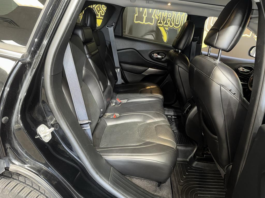 used 2019 Jeep Cherokee car, priced at $19,995