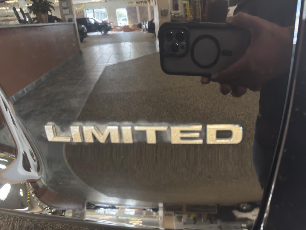 used 2019 Jeep Cherokee car, priced at $19,995