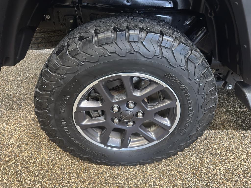 used 2020 Jeep Gladiator car, priced at $28,995