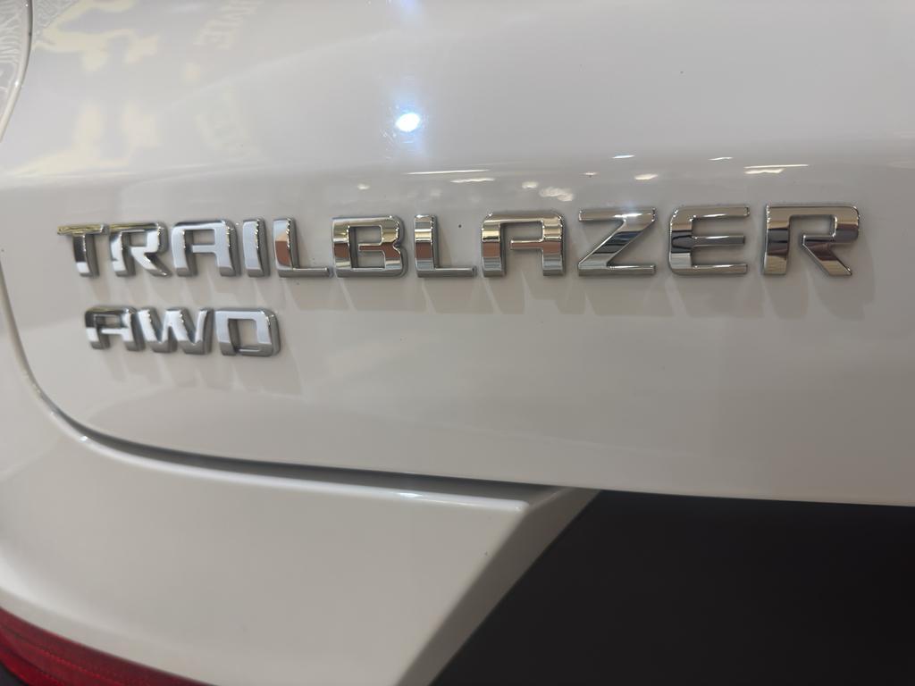 used 2025 Chevrolet TrailBlazer car, priced at $29,995