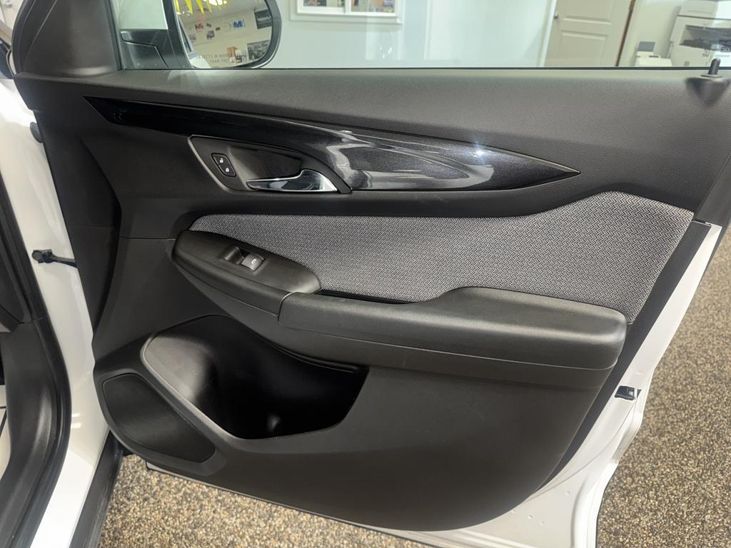 used 2025 Chevrolet TrailBlazer car, priced at $29,995