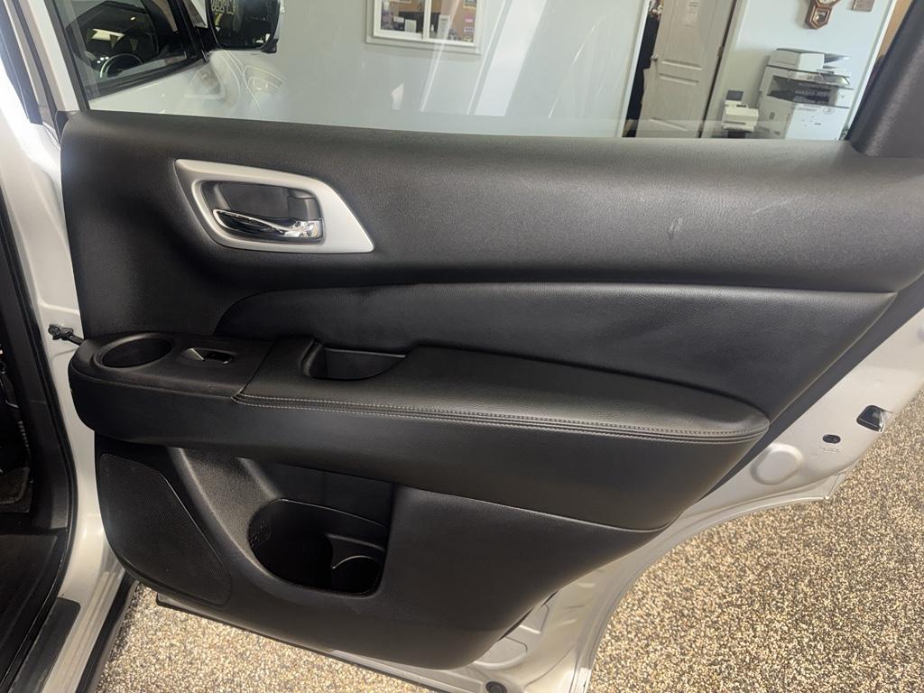 used 2020 Nissan Pathfinder car, priced at $12,995