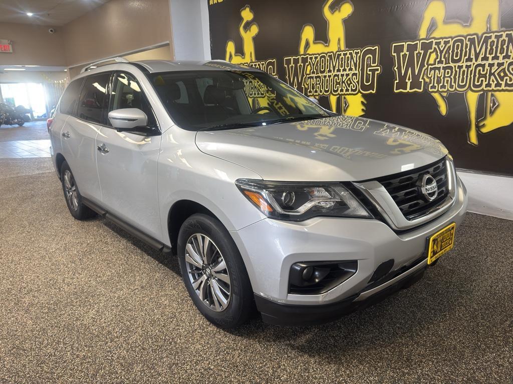 used 2020 Nissan Pathfinder car, priced at $12,995
