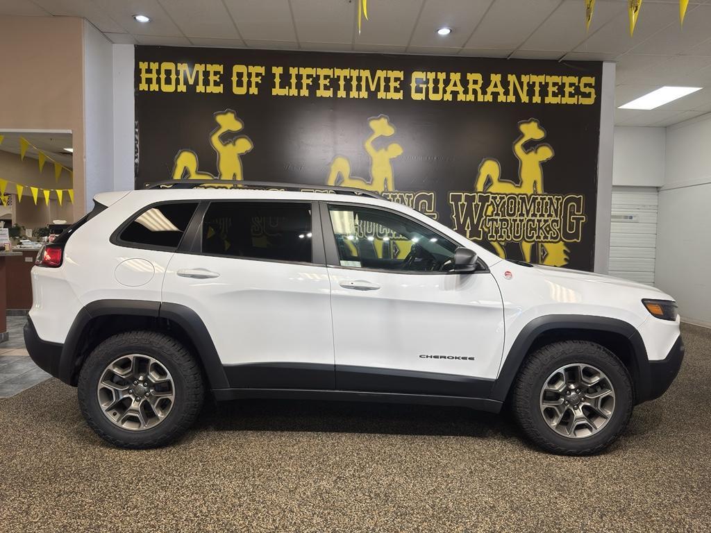 used 2020 Jeep Cherokee car, priced at $21,995