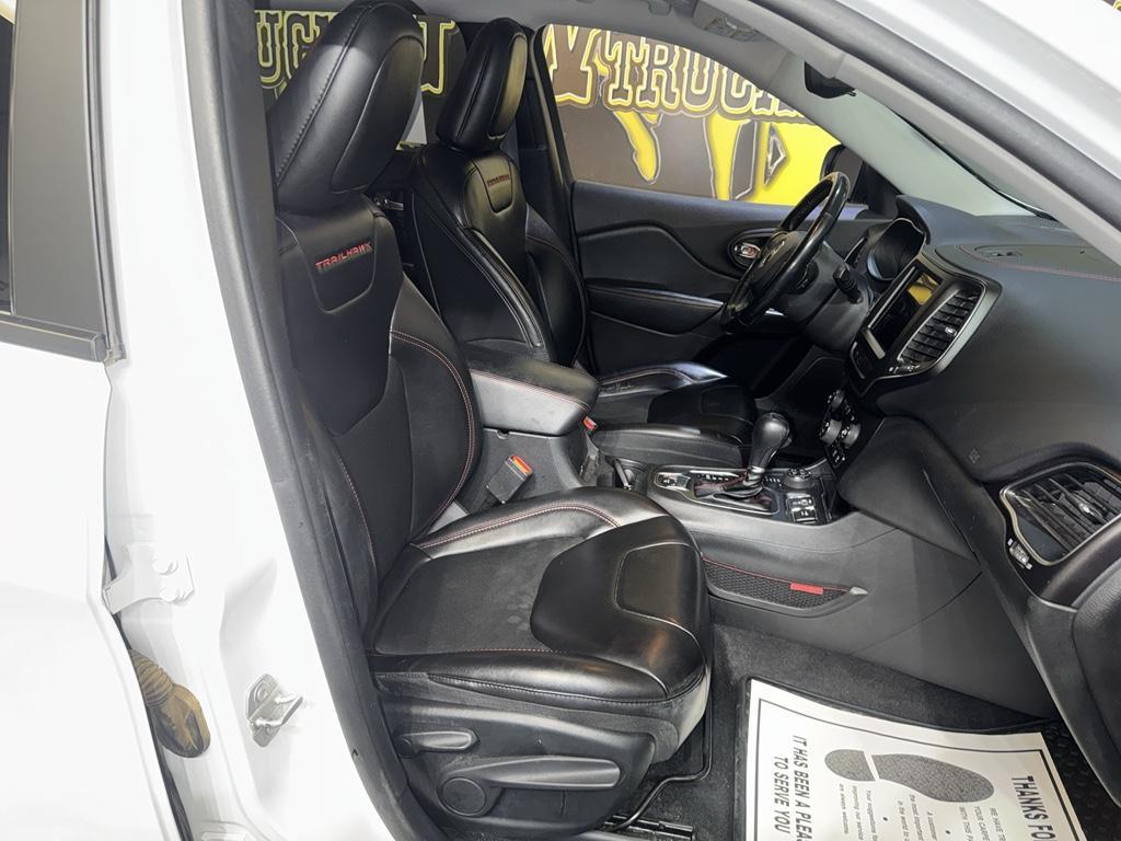 used 2020 Jeep Cherokee car, priced at $21,995