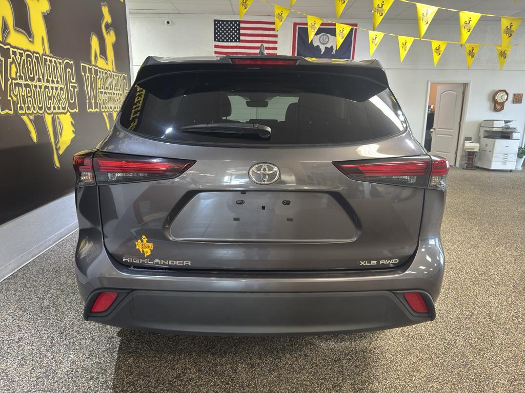 used 2024 Toyota Highlander car, priced at $44,995