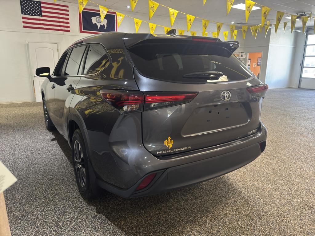 used 2024 Toyota Highlander car, priced at $44,995