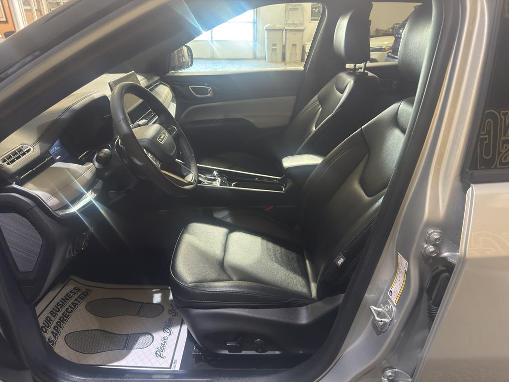 used 2024 Jeep Compass car, priced at $30,995