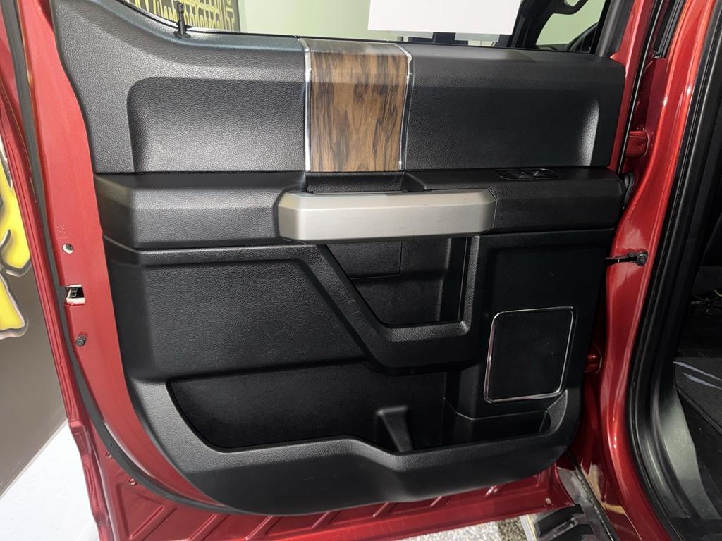 used 2019 Ford F-150 car, priced at $31,995