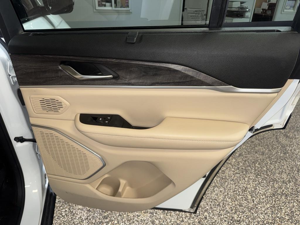 used 2022 Jeep Grand Cherokee 4xe car, priced at $23,995